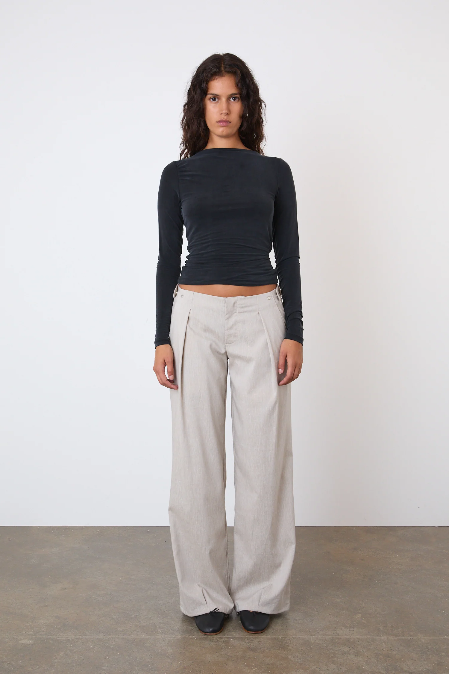 Kylie Long Sleeve Top, Graphite - Image 4