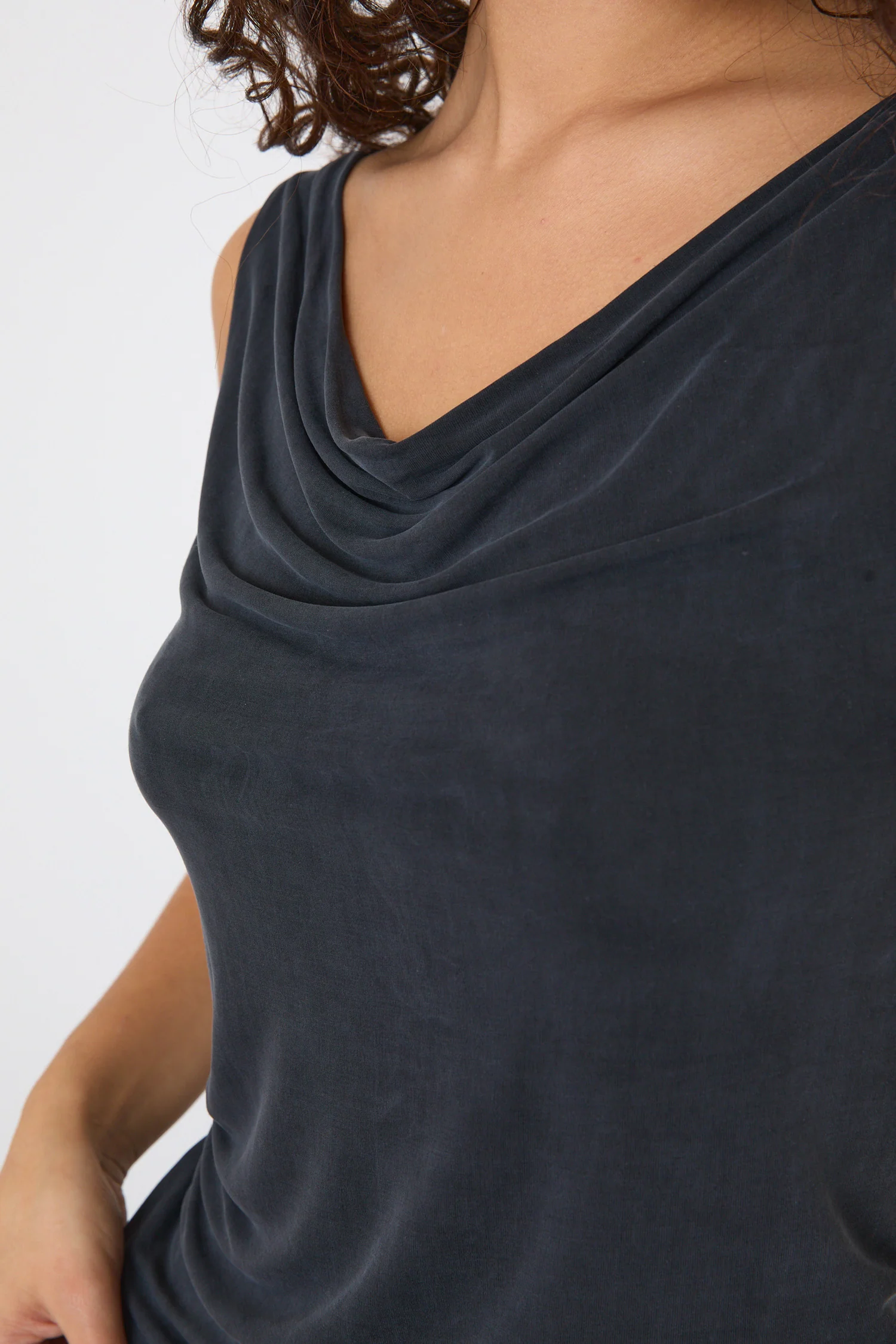 Kylie Top, Graphite - Image 10